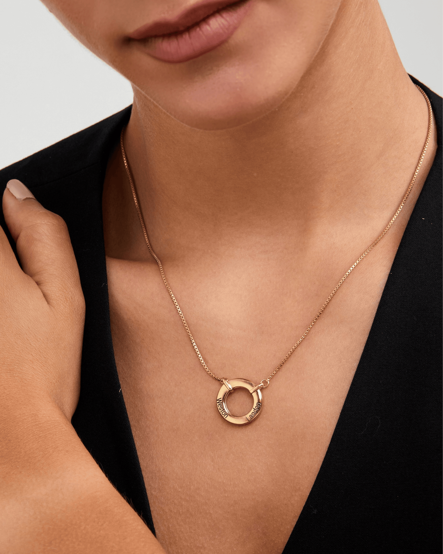 Family Circle Necklace - 18K Rose Gold Plated Necklaces magal-dev