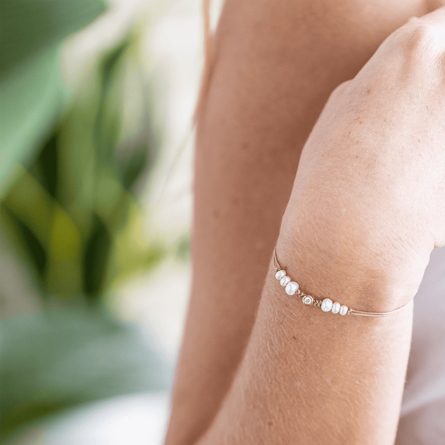 Le String of Love 6 Perles Naturelles - Or Jaune 14 carats Bracelet 14K Solid Gold
