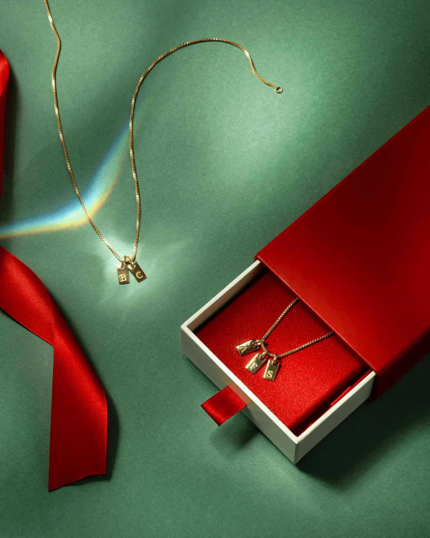 Single Initial Mini Dogtag Necklace - 18K Gold Vermeil Necklaces magal-dev