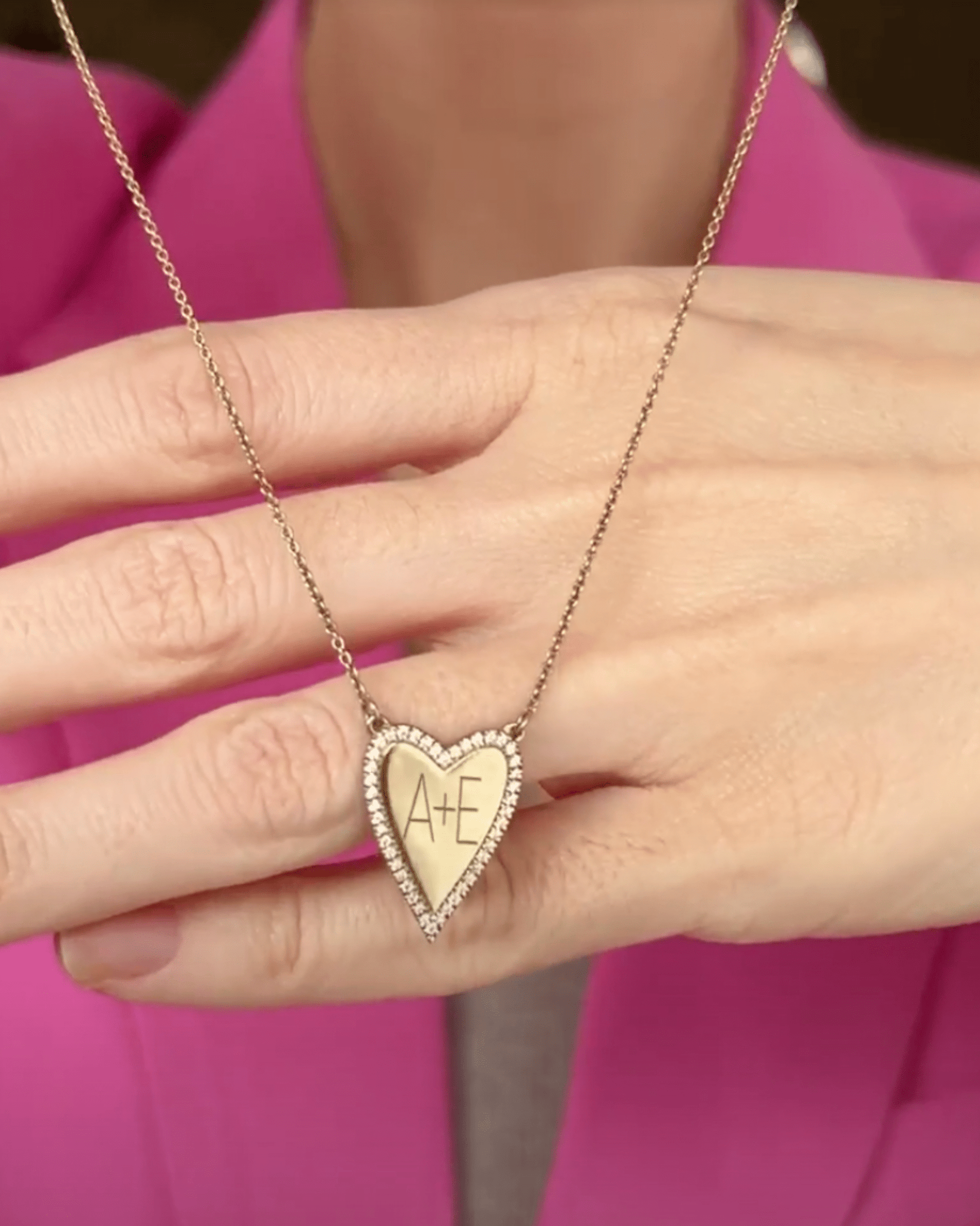 Engravable Outlined Heart Diamond Necklace - 18K Gold Vermeil Necklaces magal-dev 
